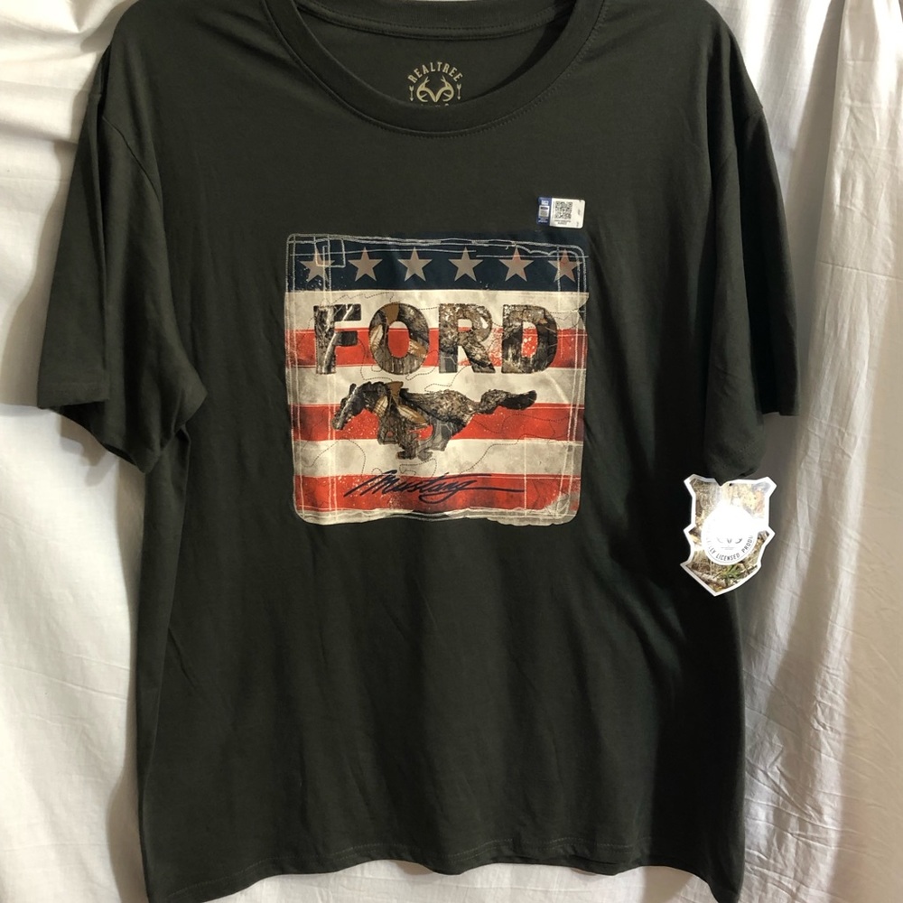 RealTree Ford Mustang flag camo green t shirt Xl - Picture 8 of 8